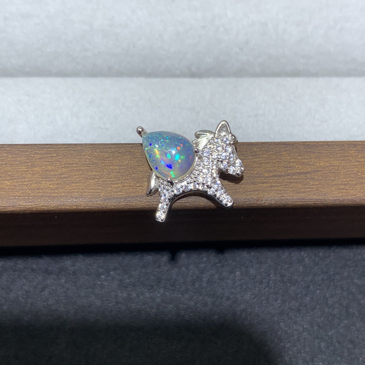 925 Sterling Silver Pony Teardrop Opal Pendant