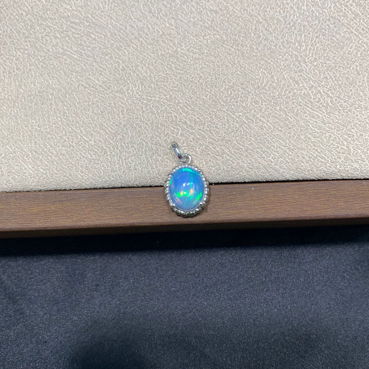 925 Sterling Silver Oval Opal Cabochon Pendant