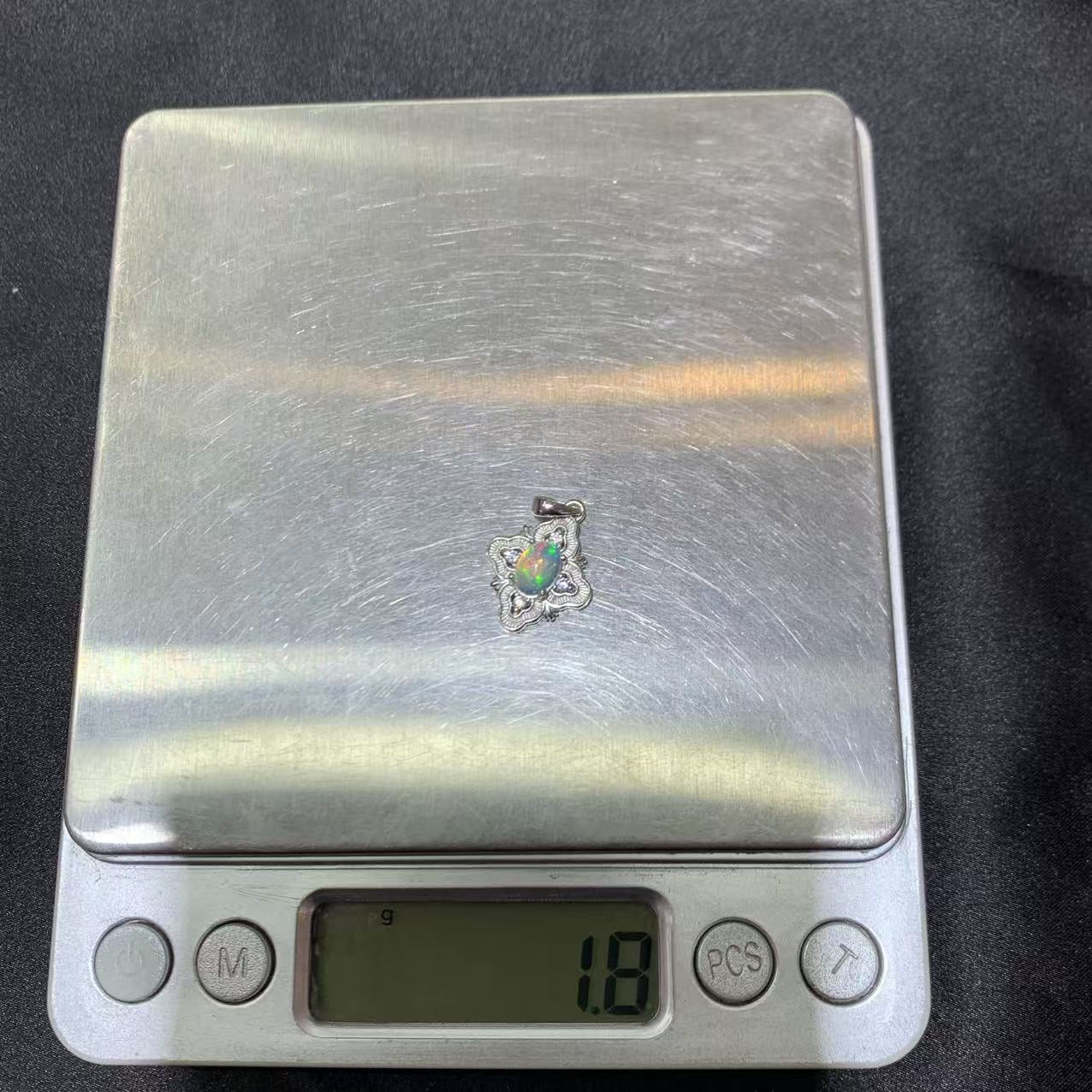 925 Sterling Silver Four Leaf Clover Opal Pendant