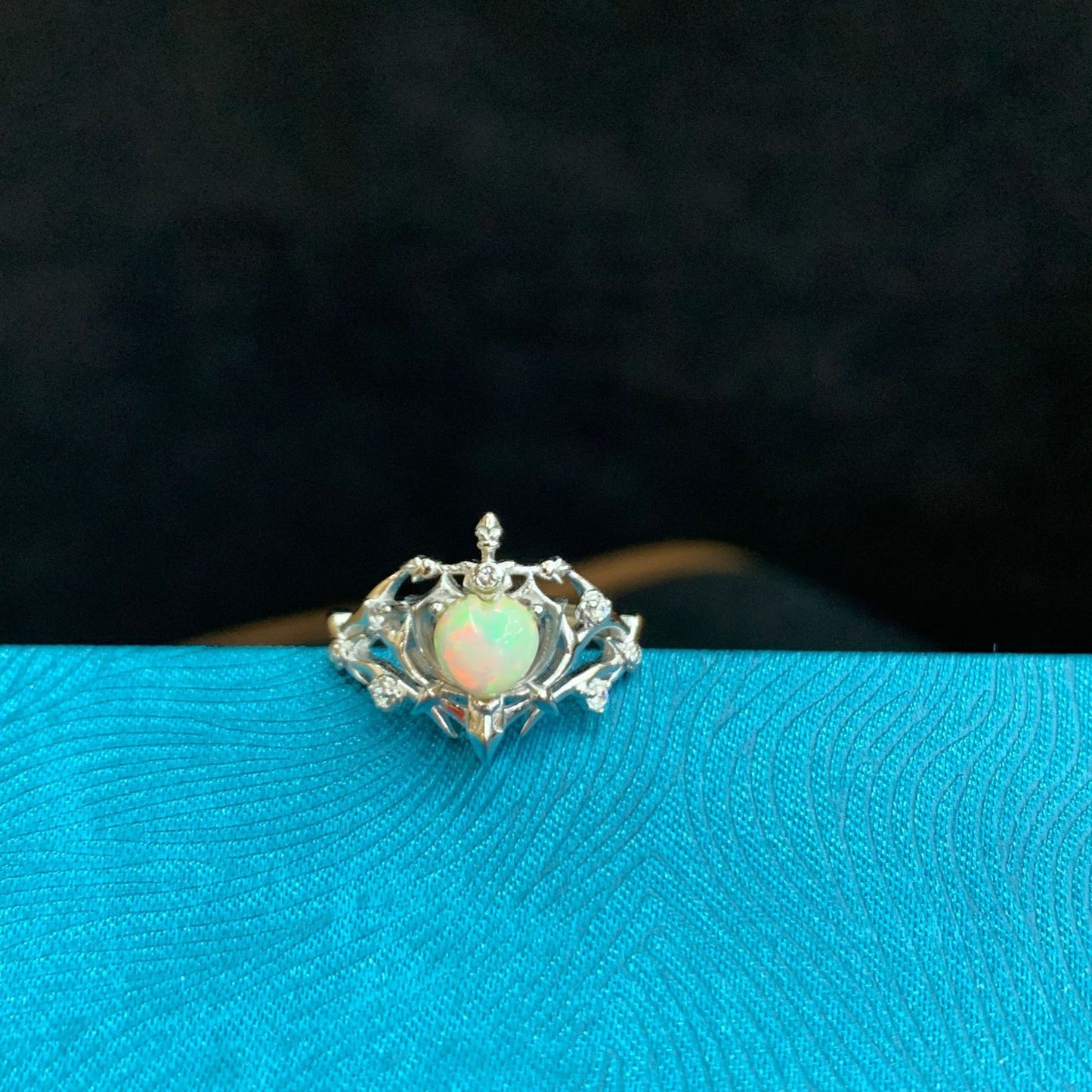 925 Sterling Silver White Opal Crown Open Ring