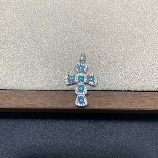 925 Sterling Silver Halo Cross Pendant