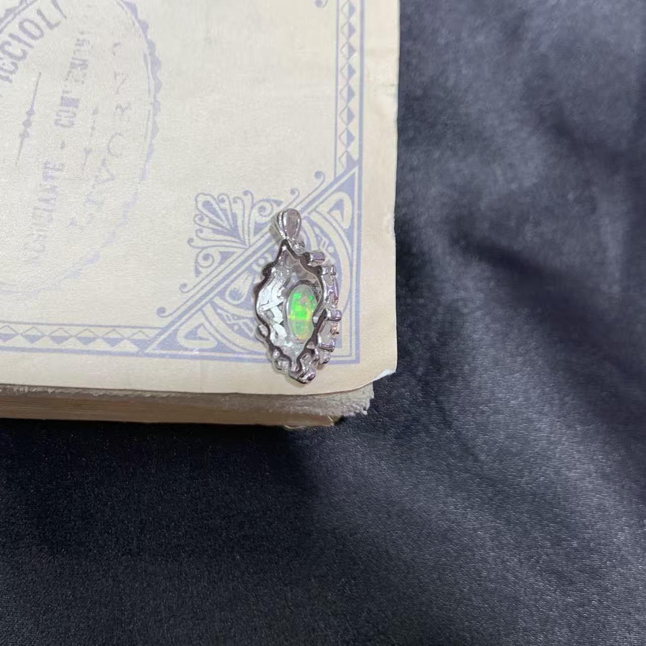 925 Sterling Vintage Filigree Oval Opal Scrollwork Charm Pendant
