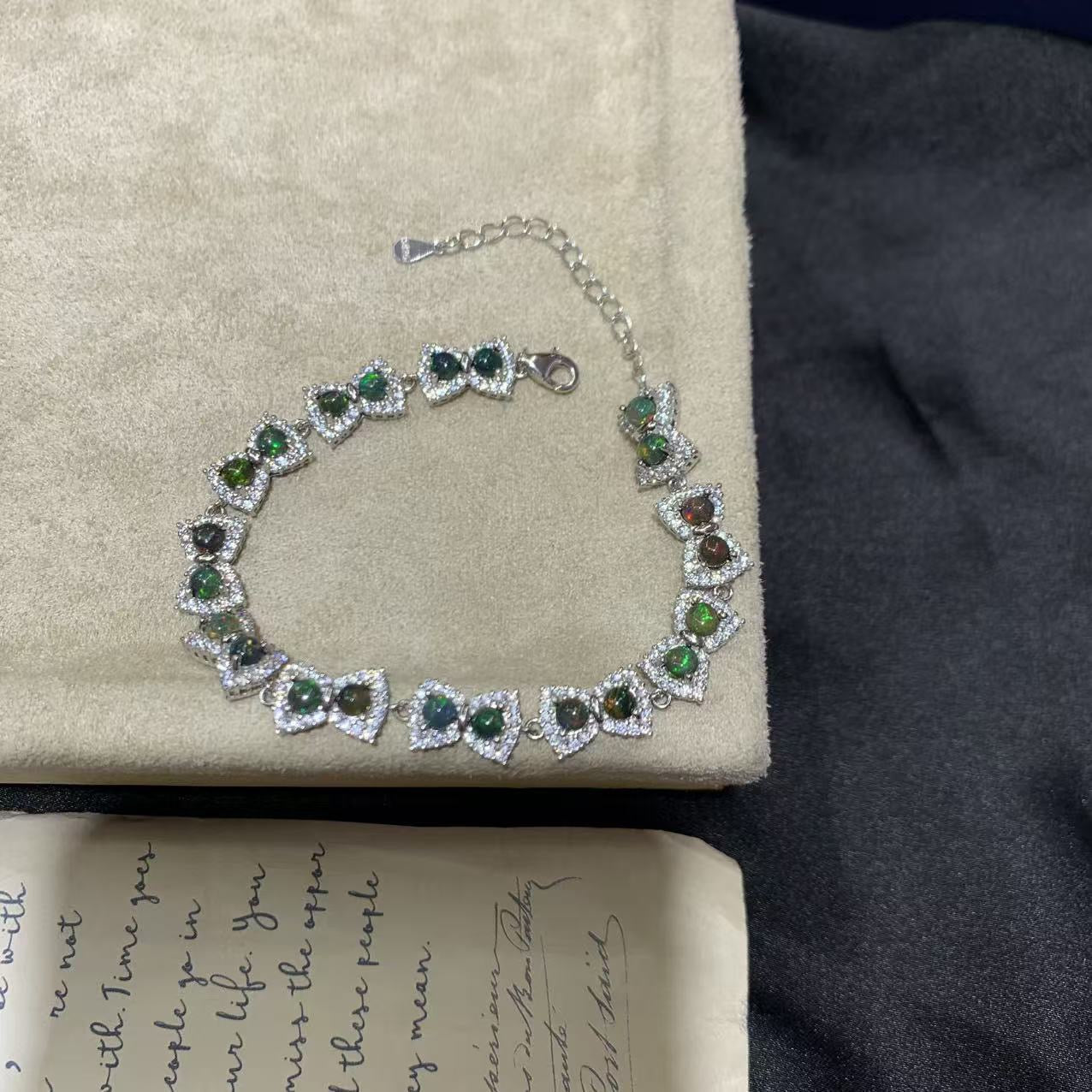 925 Sterling Silver Opal Bow Shaped Chain Beacelet