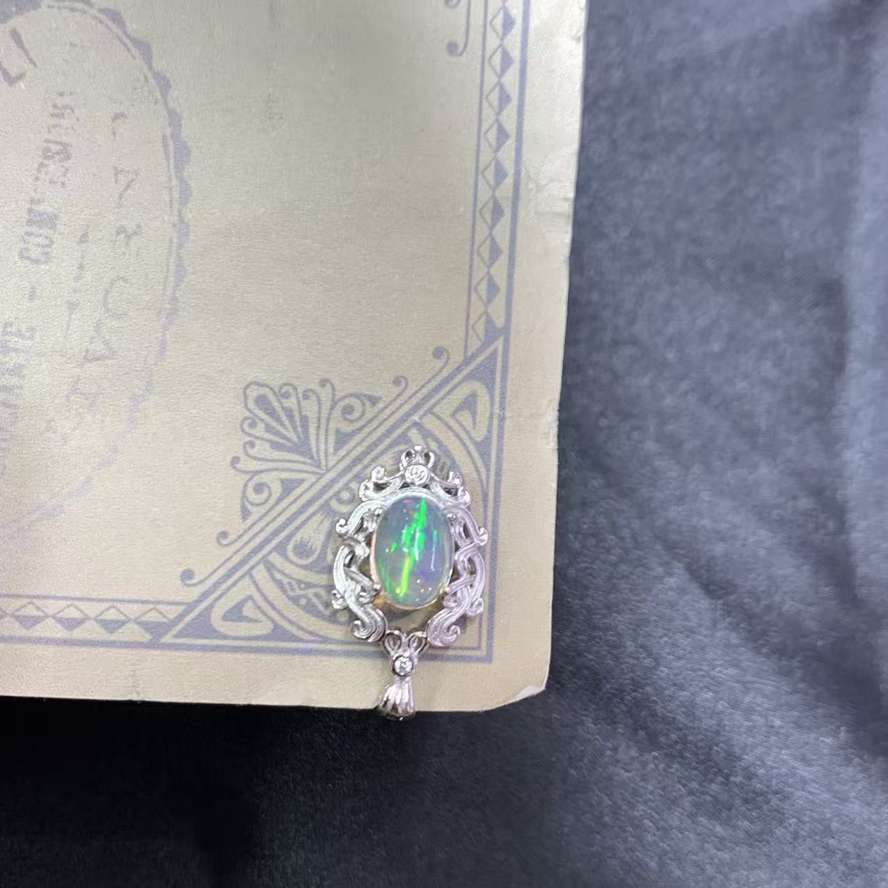 925 Sterling Vintage Filigree Oval Opal Scrollwork Charm Pendant